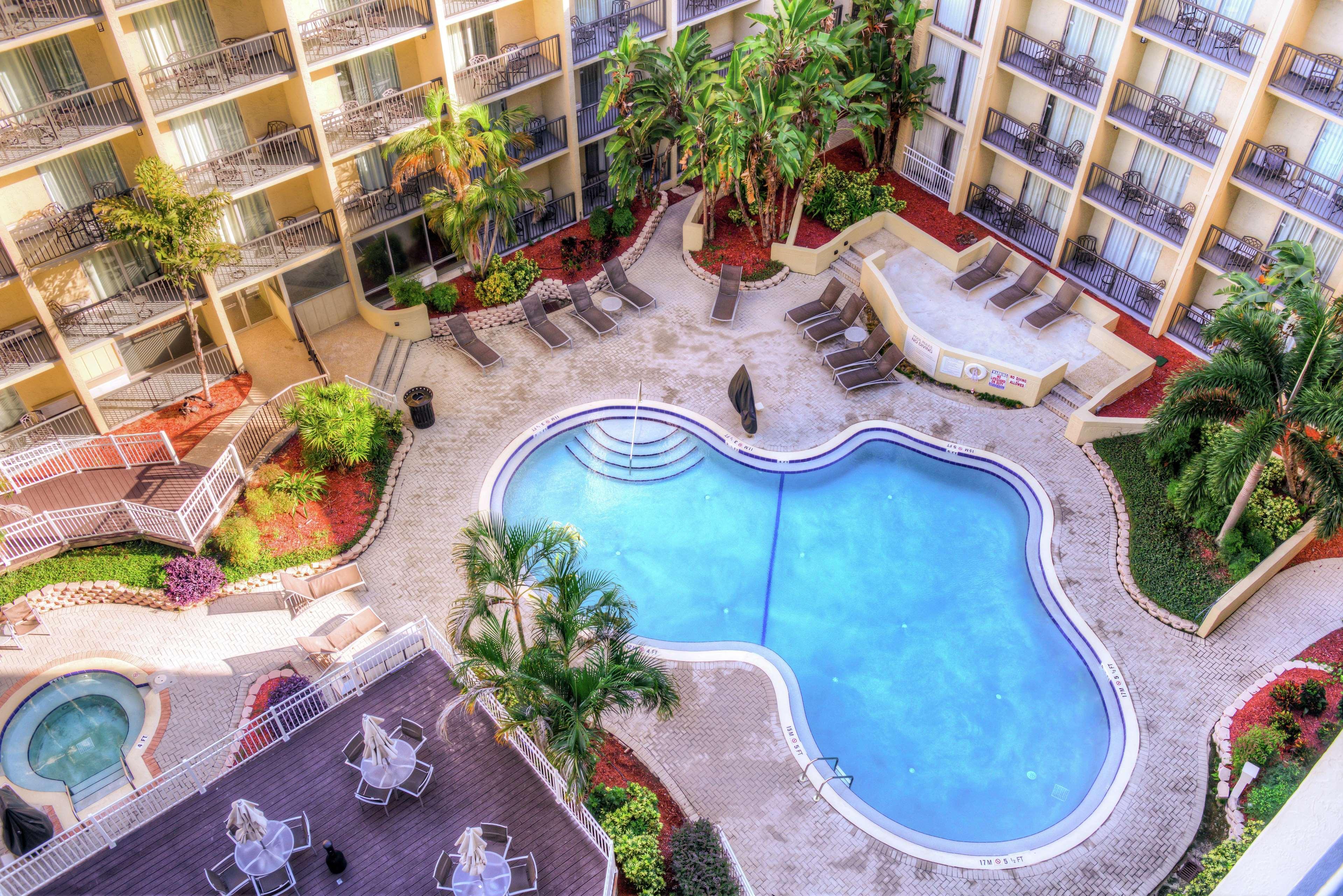 Doubletree By Hilton Hotel Tampa Airport-Westshore Exterior foto